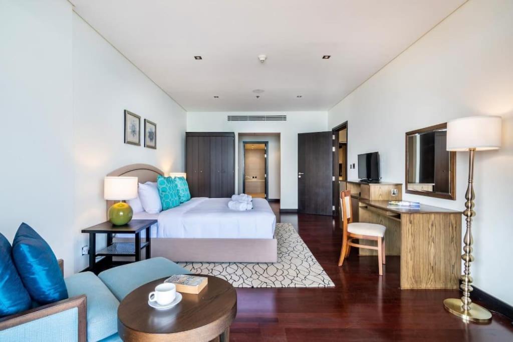 Marvelous Private Beach Apartment In Palm Dubai Within Anantara 5 Star Resort エクステリア 写真