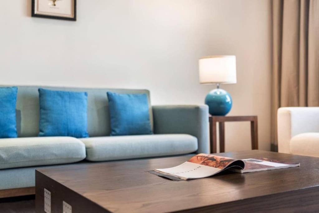 Marvelous Private Beach Apartment In Palm Dubai Within Anantara 5 Star Resort エクステリア 写真