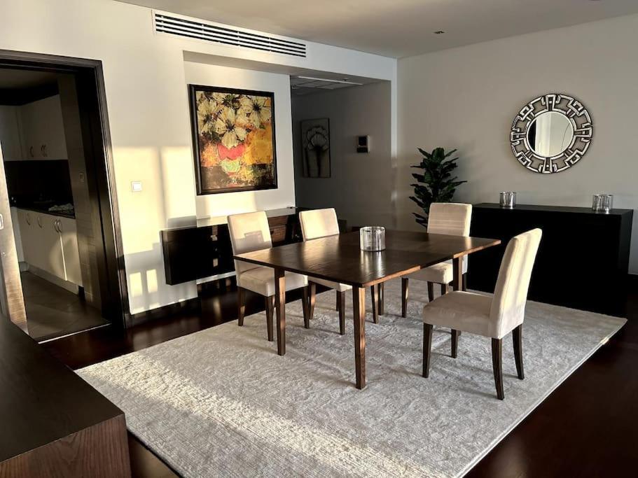 Marvelous Private Beach Apartment In Palm Dubai Within Anantara 5 Star Resort エクステリア 写真
