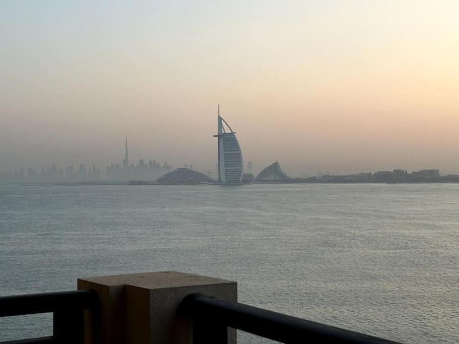Marvelous Private Beach Apartment In Palm Dubai Within Anantara 5 Star Resort エクステリア 写真