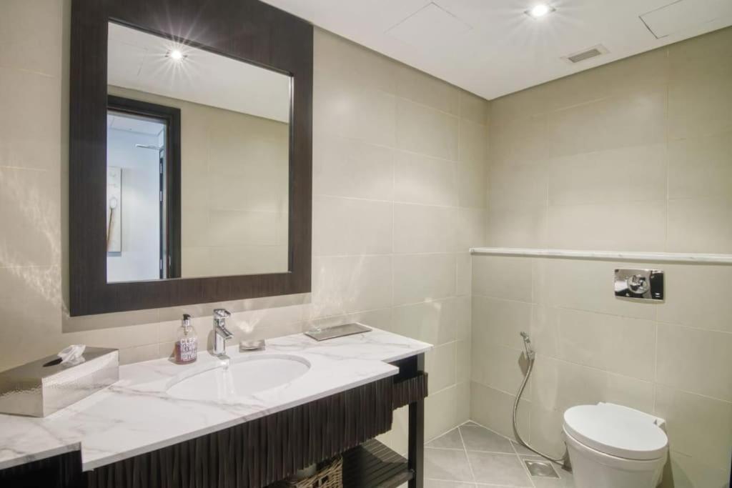 Marvelous Private Beach Apartment In Palm Dubai Within Anantara 5 Star Resort エクステリア 写真