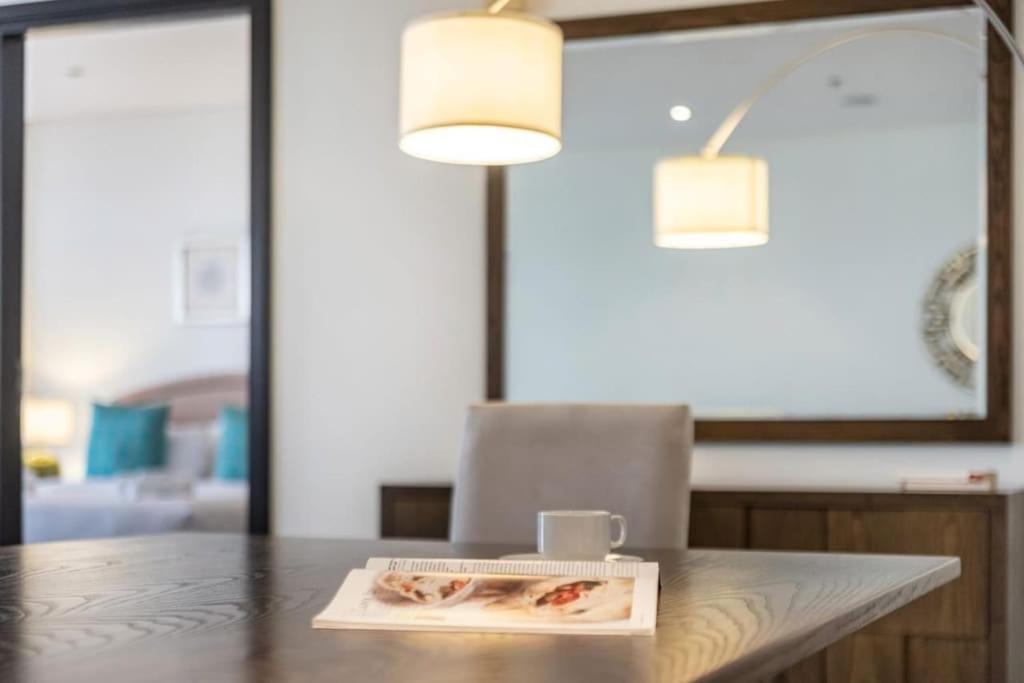 Marvelous Private Beach Apartment In Palm Dubai Within Anantara 5 Star Resort エクステリア 写真